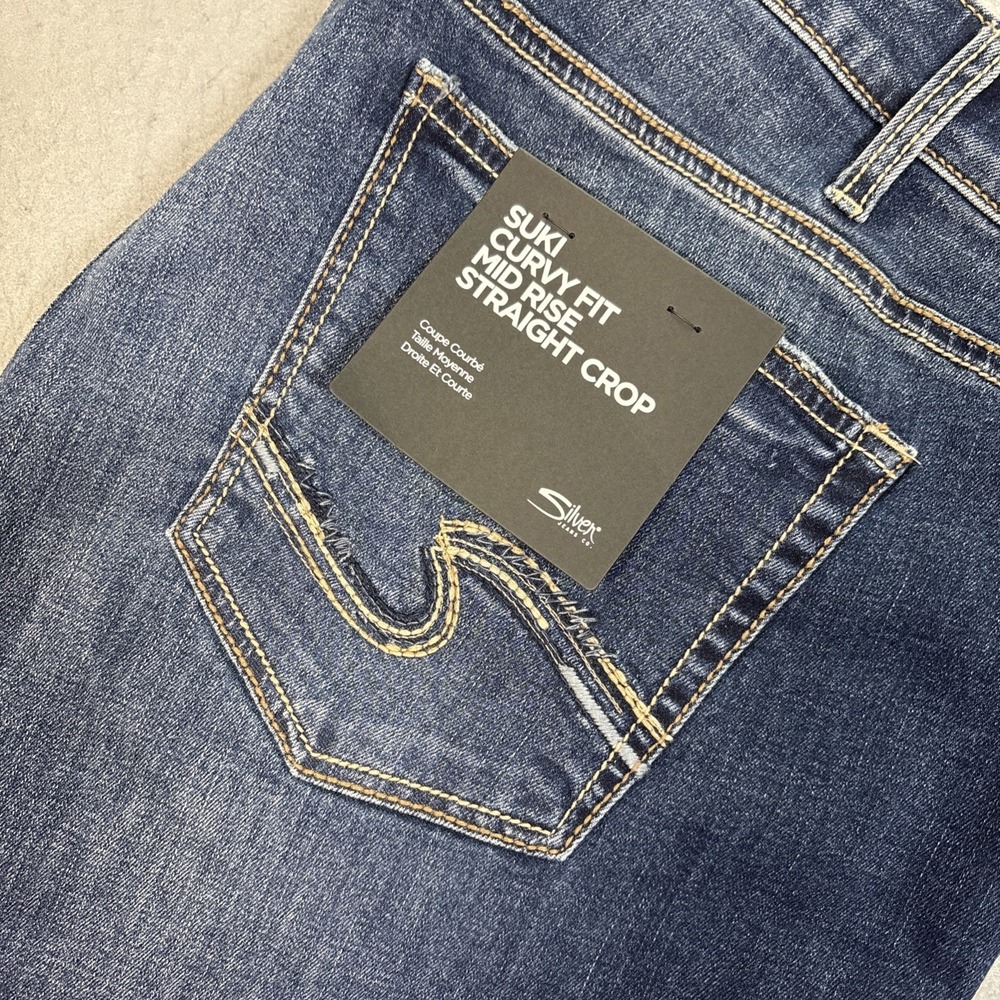 Silver Jeans Co Suki Curvy Fit Mid Rise straight‎ crop 22W L27 NWT